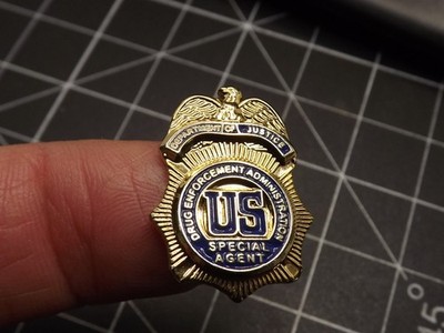 ''DEA SPECIAL AGENT'' BRAND NEW Lapel / Hat Pin Enamel GUARANTEED FOR LIFE