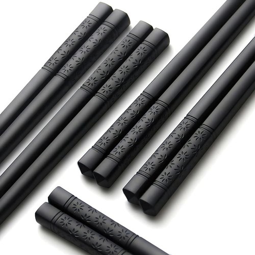 Elegant Black Fiberglass Chopsticks: 5 Pairs, 9.4 Inch Non-Slip Ideal for Sushi - Picture 4 of 9