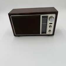 Vintage Realistic MTA-12 693 Tabletop AM/FM Radio Wood Veneer  PARTS