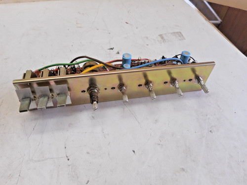 YAMAHA CR-600 STEREO RECEIVER -  PRE-AMP  BOARD - UNTESTED