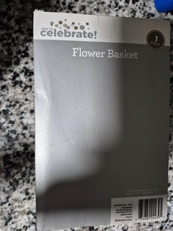 Cesta de boda niña flor y pétalos de rosa * Blanco con lazo beige *Nuevo en caja Foto 4 de 4