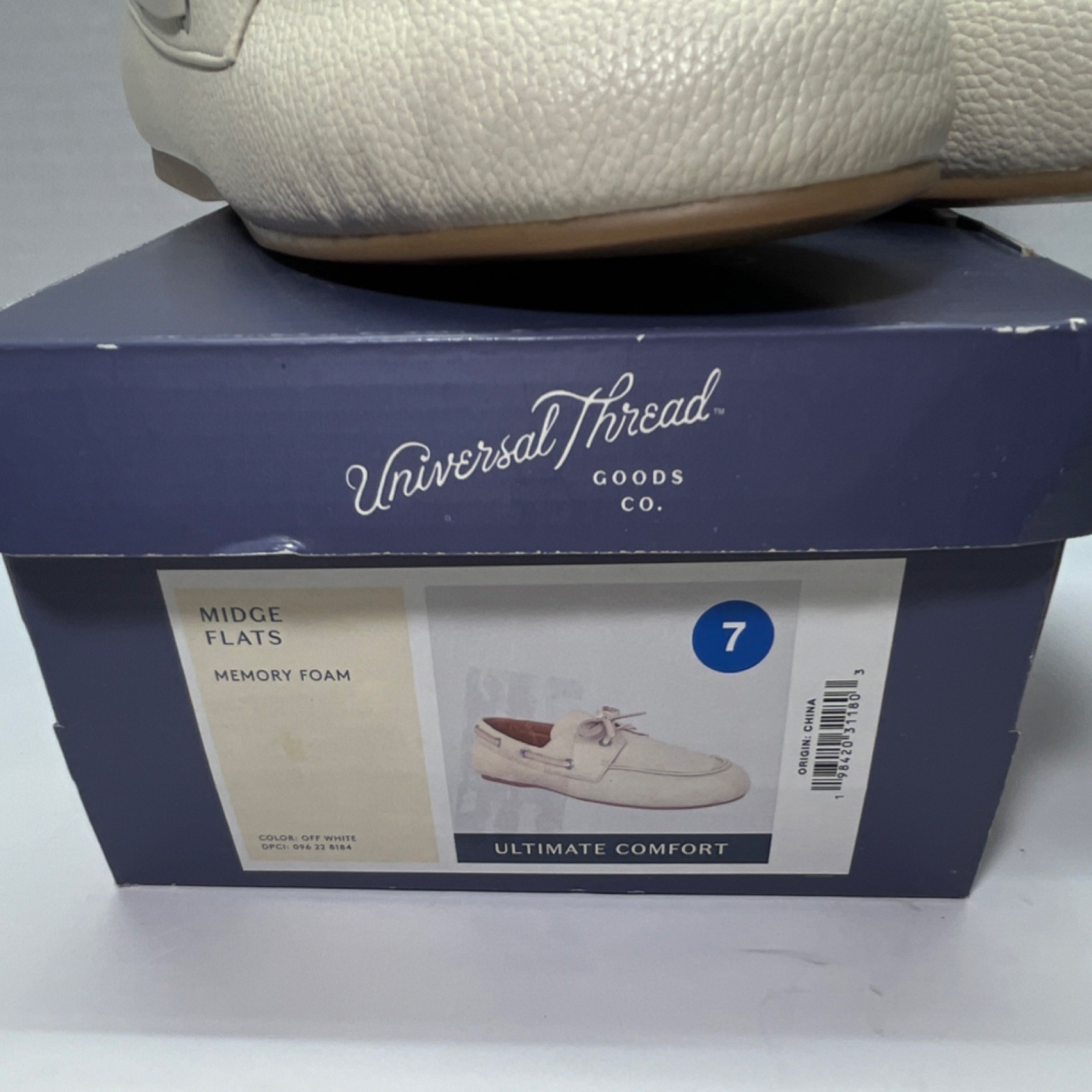 NWB Universal Thread Midge Flats Off White Memory Foam Slip On Women's  Sz 7 thumbnail 2