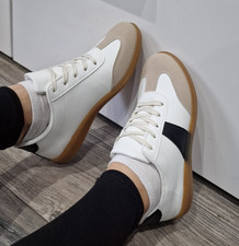 Women’s Vintage Style Leather Trainers White/Beige/Black – Comfortable Everyday
