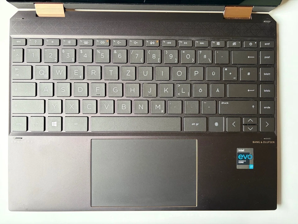 HP Spectre x360 14-ea0080ng 13,5 Zoll (16GB SDRAM, 512GB SSD, i7-1165G7) - Bild 3 von 4