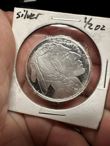 1/2 Oz silver Buffalo Round (random condition)