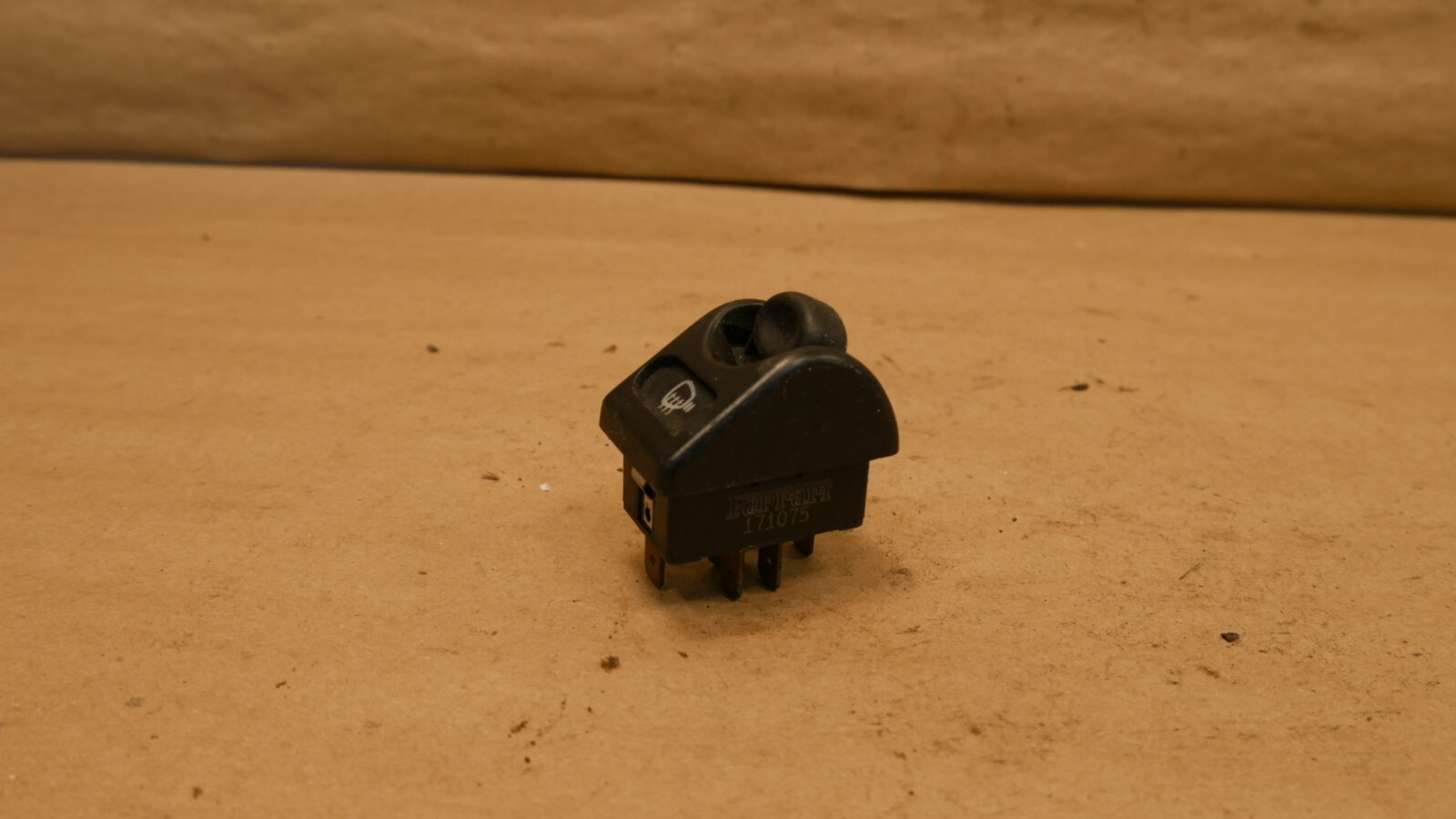 Ferrari 355 Mirror Defrost Switch PN 171075