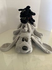 4 Vintage 1985 Pound Puppies 2 Light Gray 2 Solid Black Stuffed Toy 18   9  