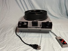 Kodak Ektagraphic III Slide Projector W/ Remote