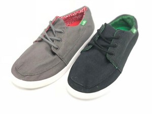 boys sanuk shoes