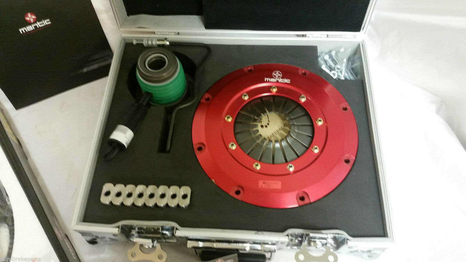 Mantic 9000 Twin Plate Ceramic Clutch Kit Ford Falcon BA BF XR6 Turbo 4