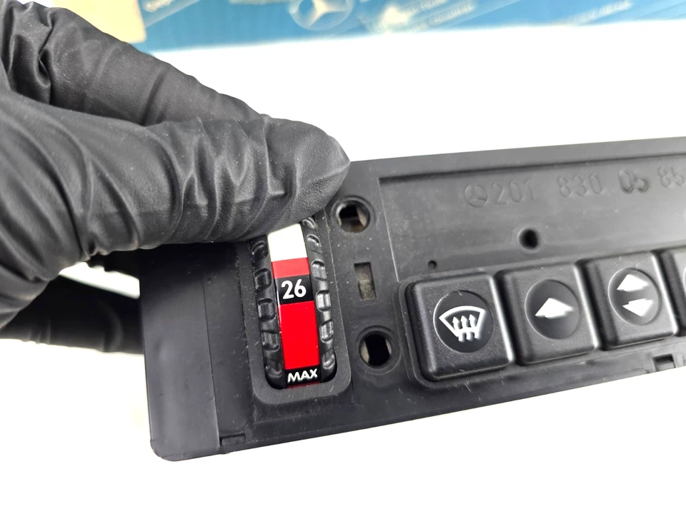 Conjunto de panel de control de calefacción genuino Mercedes Benz W201 190E 2018300585 NOS Foto 4 de 4