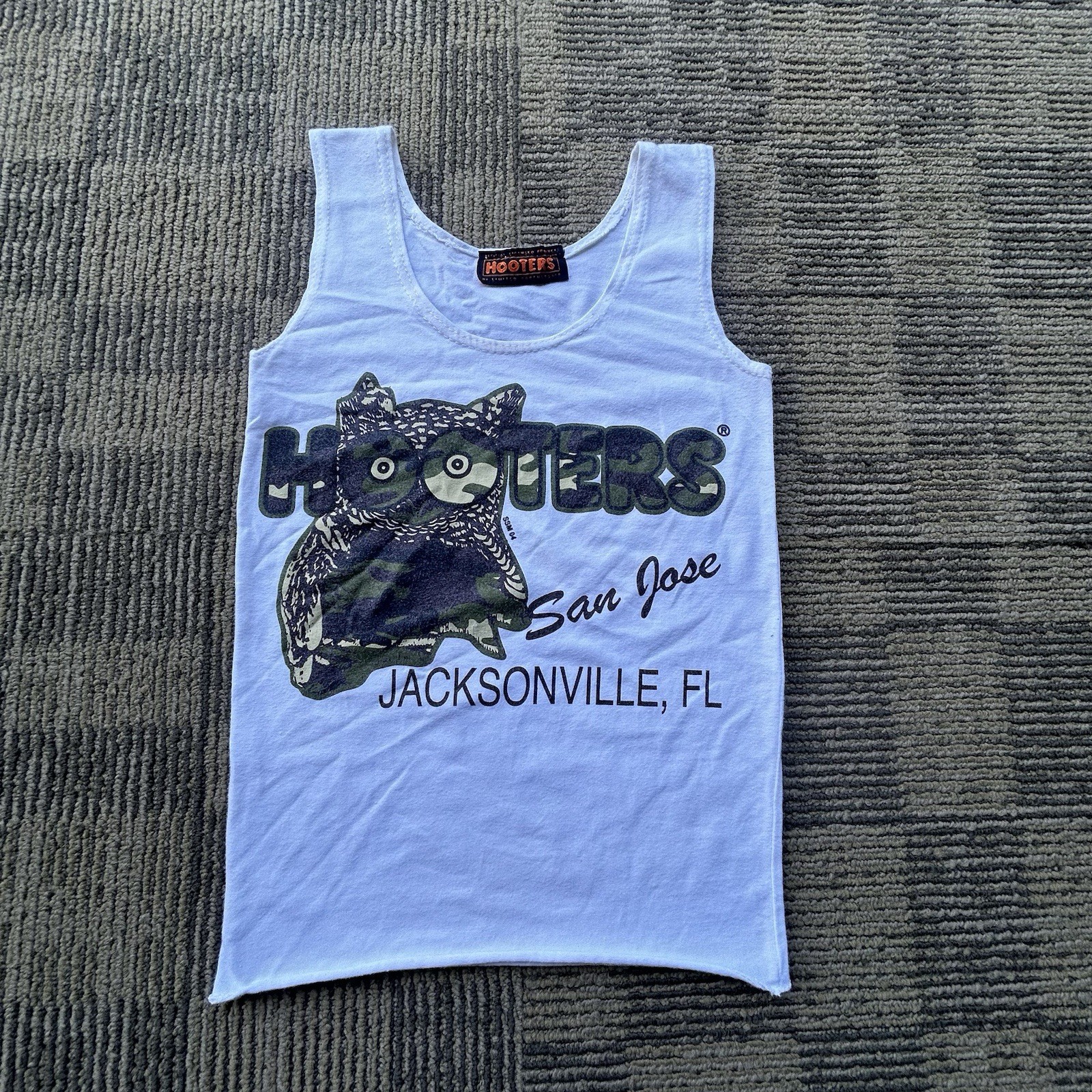 Vtg Y2K Hooters Jacksonville FL Owl Graphic Tank-Top Shirt Women’s Size Small