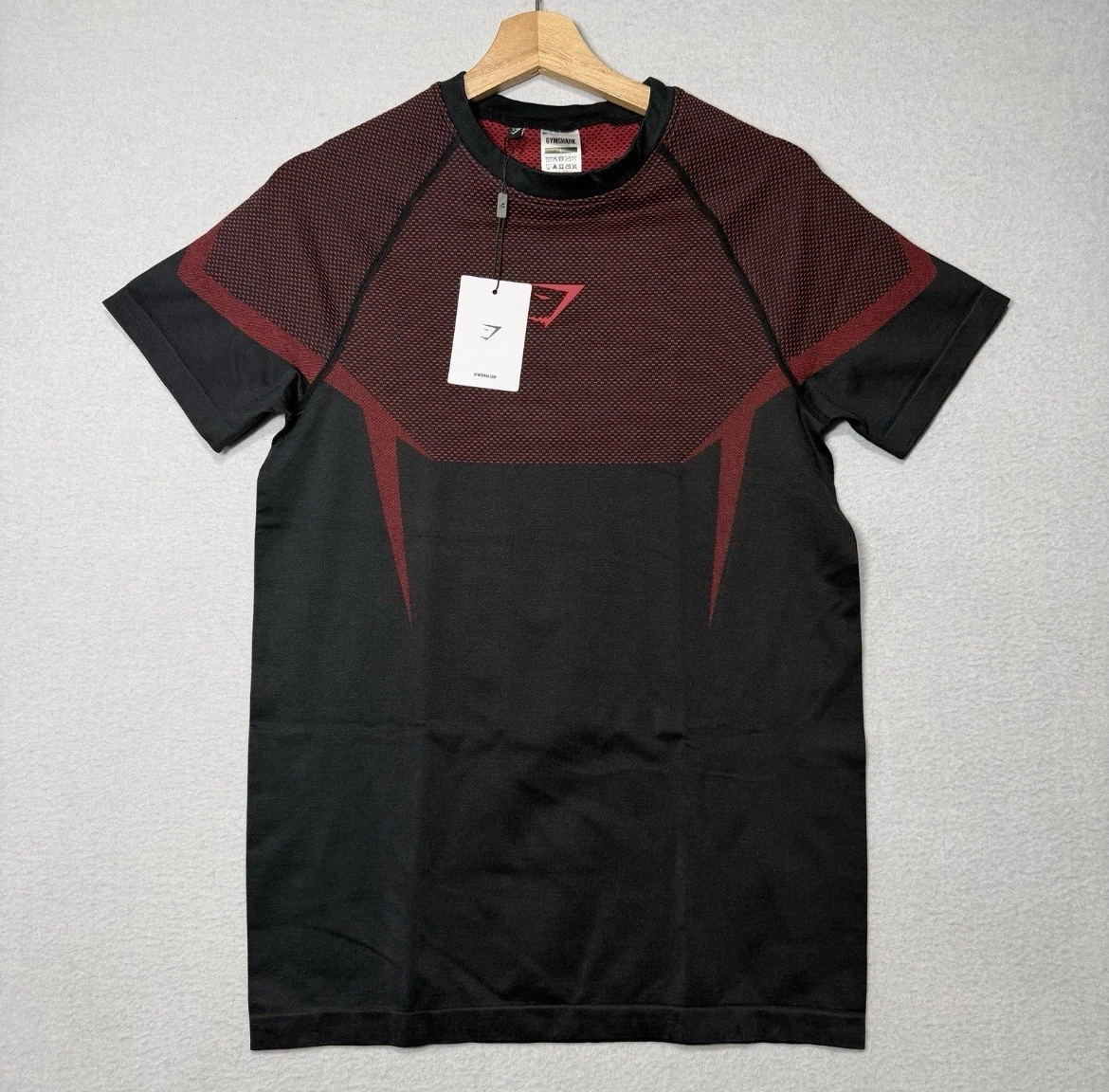  ジムシャーク　オニキス　onyx グレー Preços baixos em Blusas Gymshark Regular Activewear para Homens | eBay