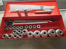Proto 28-Piece Metric Socket Set 12 Point 3/4...