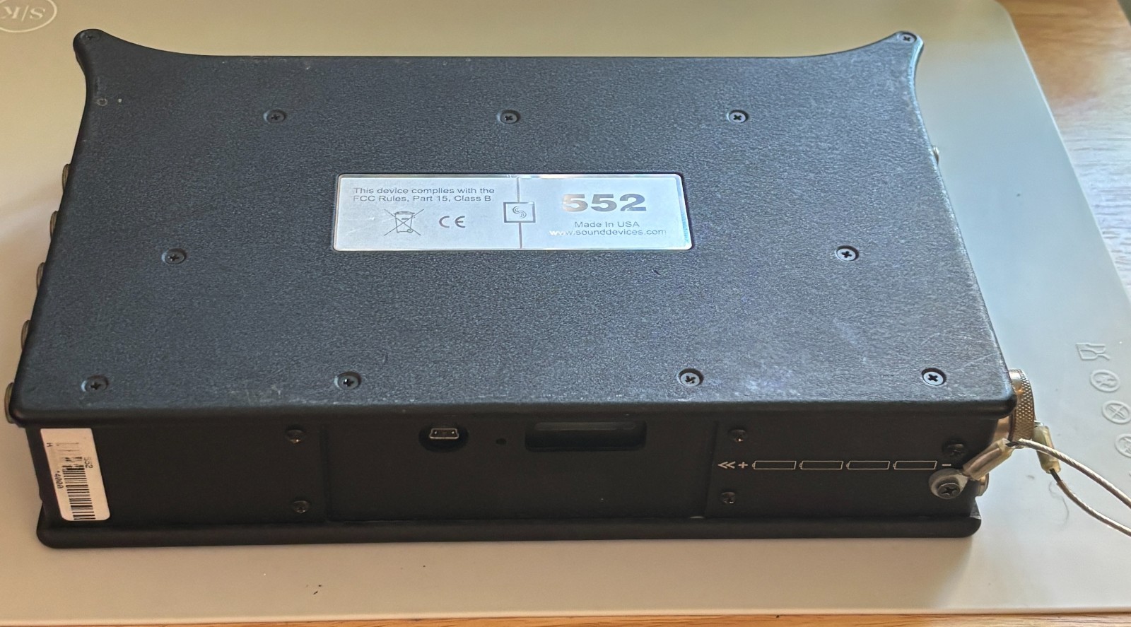 Sound Devices 552 Audio Field Recorder & Mixer - Free 32gb SD card included