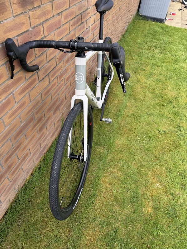 ORRO TERRA C SRAM APEX1 CARBON GRAVEL BIKE 2022 IN SOUTH DOWNS CHALK