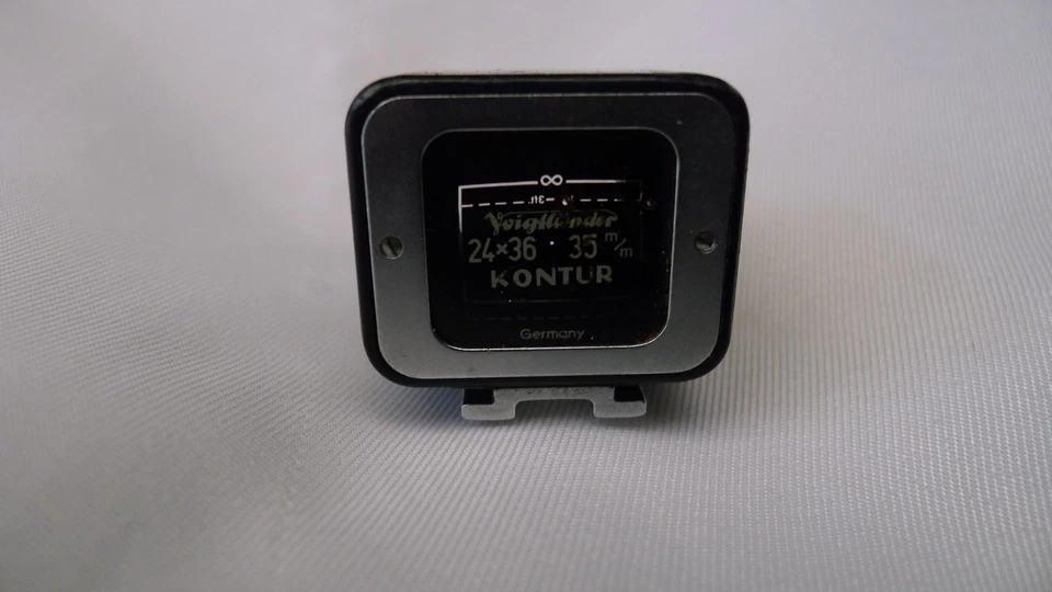 Voigtlander Kontur Finder Viewfinder 24x36  35mm 335/36 + case - Image 3 of 4