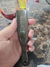 79.00  GUCCI SHOE HORN BROWN 7" WITH ICONIC GUCCI LOGO HEAVY DUTY SHOE HORN