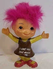 Vtg Berries Girl Figurine w/Hair, Wallace Russ Berrie & Co.