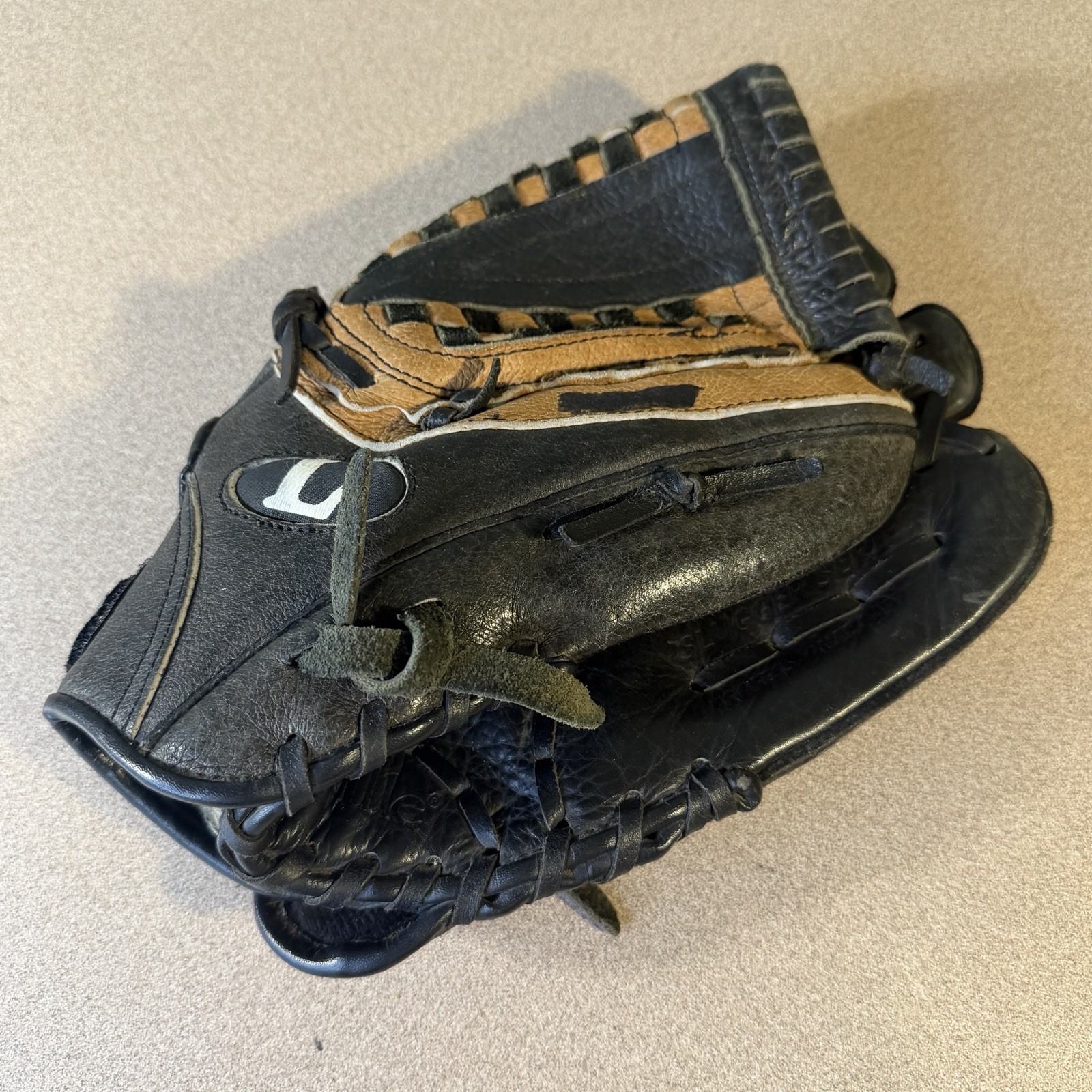 11.5 In Right Bruise Guard Palm