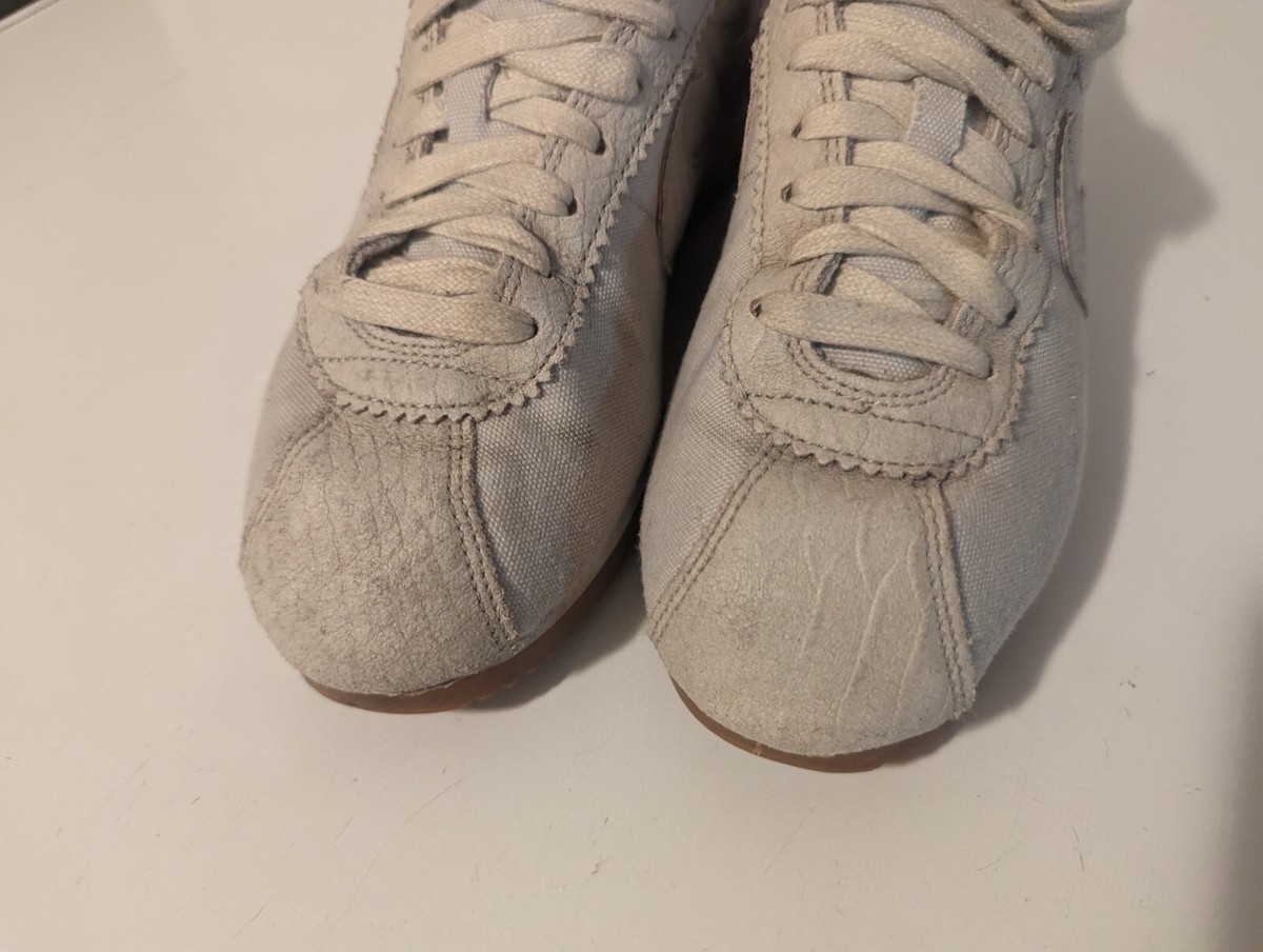 nike cortez gum sole