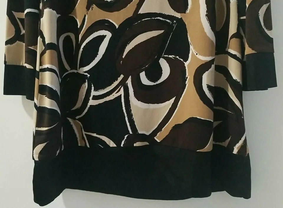 Vestido Feminino Apostrophe Manga Longa Floral Marrom Preto Branco Tamanho Pequeno - Imagem 4 de 4