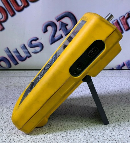 Fluke DSP-100 LAN CableMeter & DSP-SR Smart Remote w/ Accessories - Picture 7 of 12