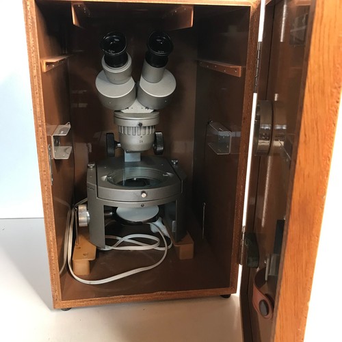 Olympus Tokyo Industrial Vintage Optical Microscope VT-ll Made in Japan G10X - Bild 19 von 24