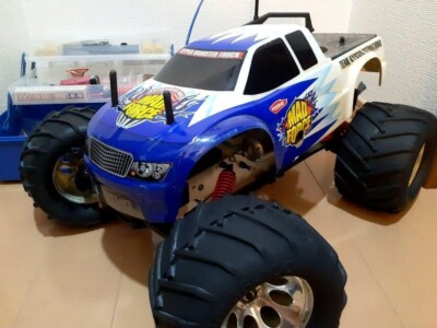京商  マッドフォース1/8GP 1/8 GP 4WDモンスタートラック レディセット マッドフォース