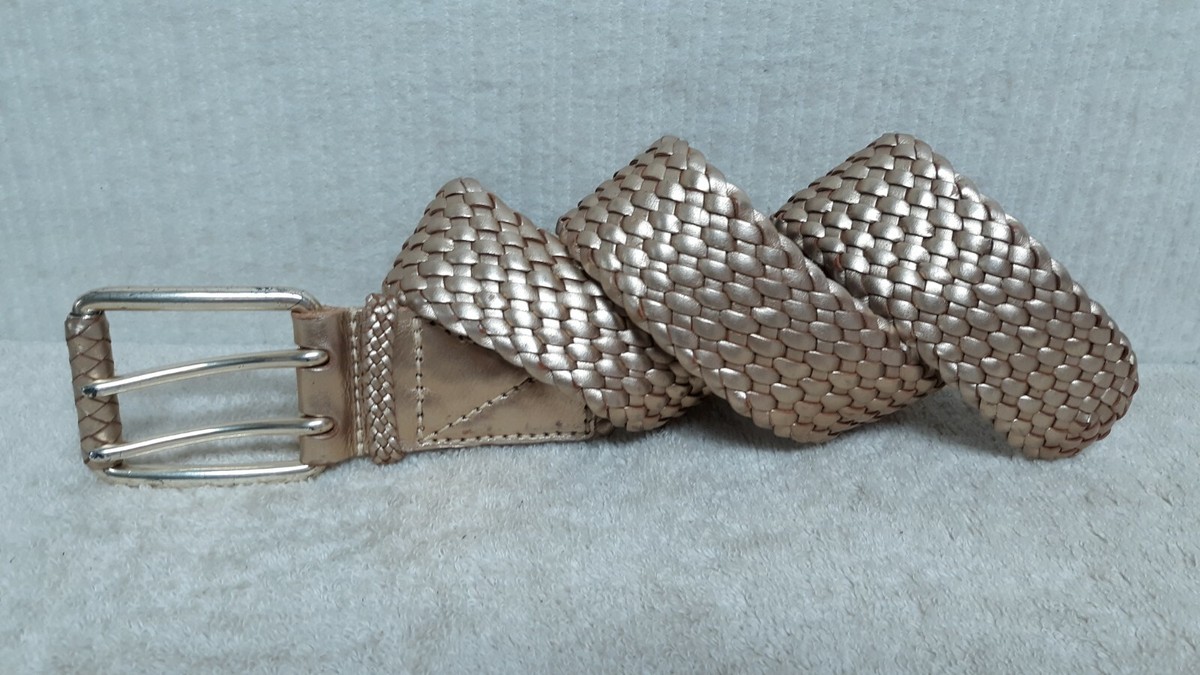 Michael Kors Braided Belt Gold Buckle
Size S/M Michael Kors Stretch Straw Belt With MK Logo Buckle | Neiman  main image 3