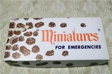 1967 H. FISHLOVE DELSEY TOILET PAPER MINIATURES FOR EMERGENCIES NOVELTY GAG GIFT