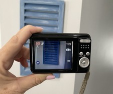 Fujifilm AX 560 16.0MP Digital Camera Black HD Movie W/Case 4.5 X 3.5 Works