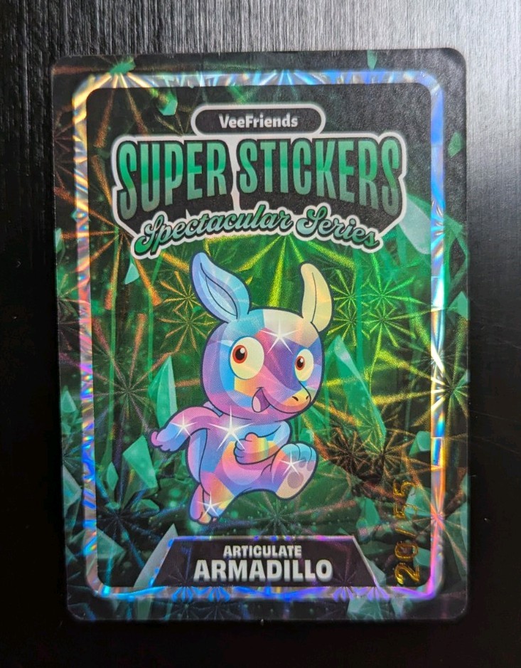 Veefriends Spectacular Series Articulate Armadillo Holo On Emerald /55