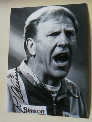 Klaus Sammer - football legend - 13 x 18 cm photo with original autograph