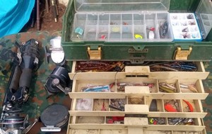  Plano 4 Drawer fishing tackle box full 