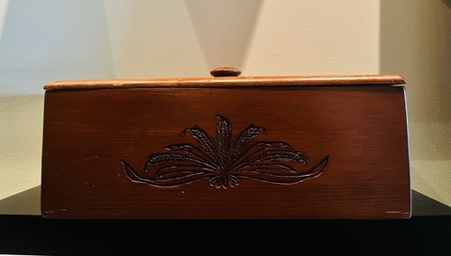 Vintage Maple Wooden Bread Box, Rustic Solid Storage, Wheat Leaf Motif (1970s).