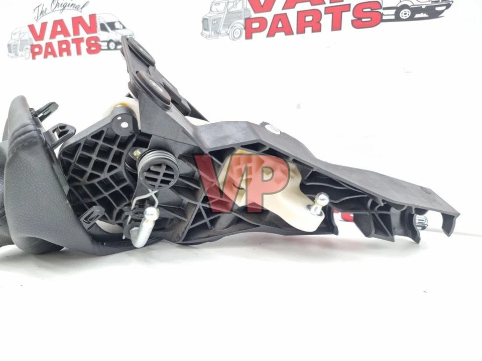 Ford Transit Mk8 - 6 Speed Gearstick Lever (14-On) ONLY 300 MILES!! BK3R7C453MBE - Image 4 of 4