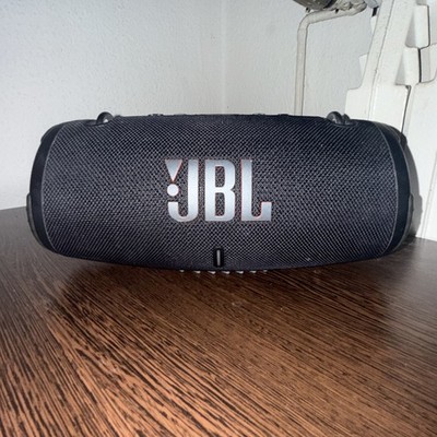 JBL Xtreme Bluetooth Lautsprecher, Schwarz,Inkl. Tragegurt und Ladekabel