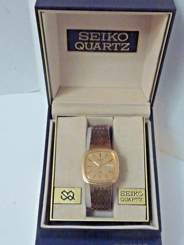 Vintage Mens Seiko SQ 7813-5059 Gold Tone Quartz Day Date Watch RUNS GREAT Read