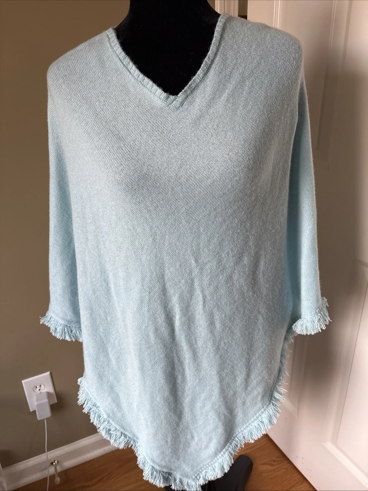 Beryll Cashmere Poncho turquoise Blue Fringe hem OS Glam Preppy french New