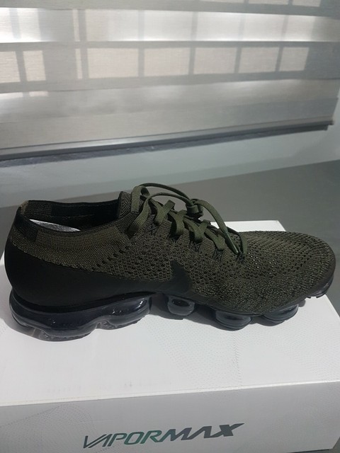 nike vapormax flyknit size 7
