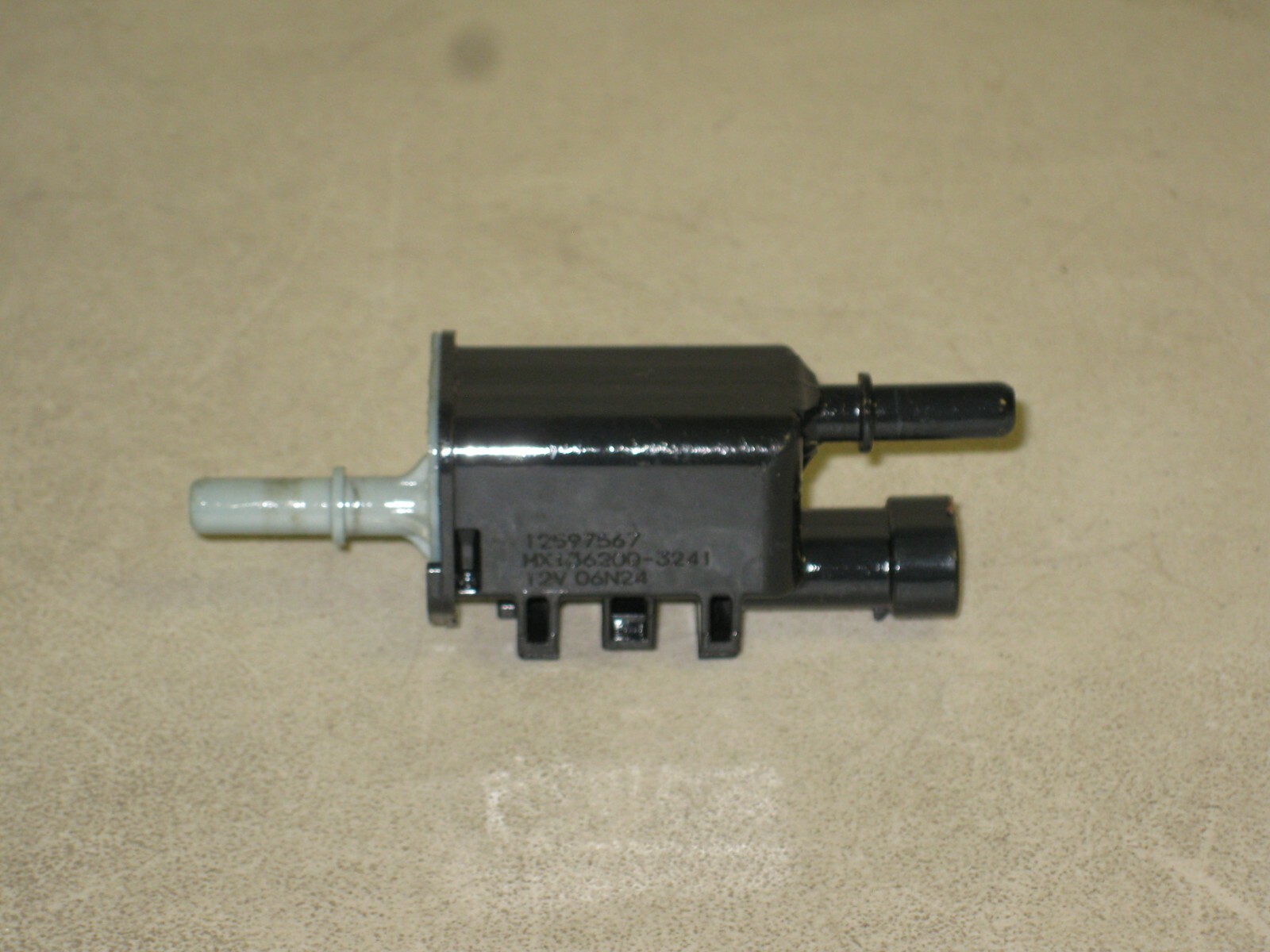 Evap Vacuum Vapor Canister Purge Valve Solenoid For Toyota Lexus - Foto 11