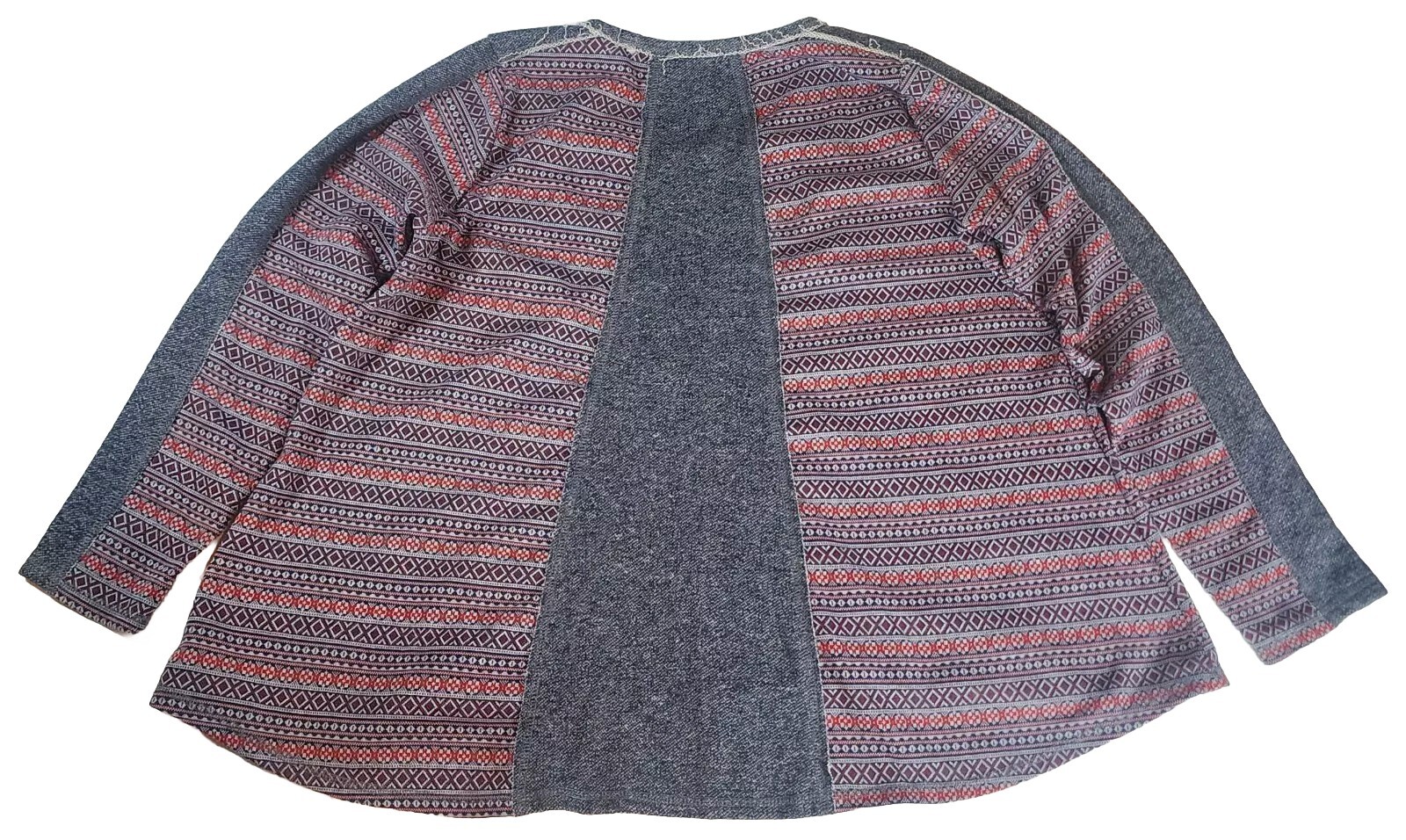 Umgee Multicolor Geometric Pattern Long Sleeve Sw… - image 2