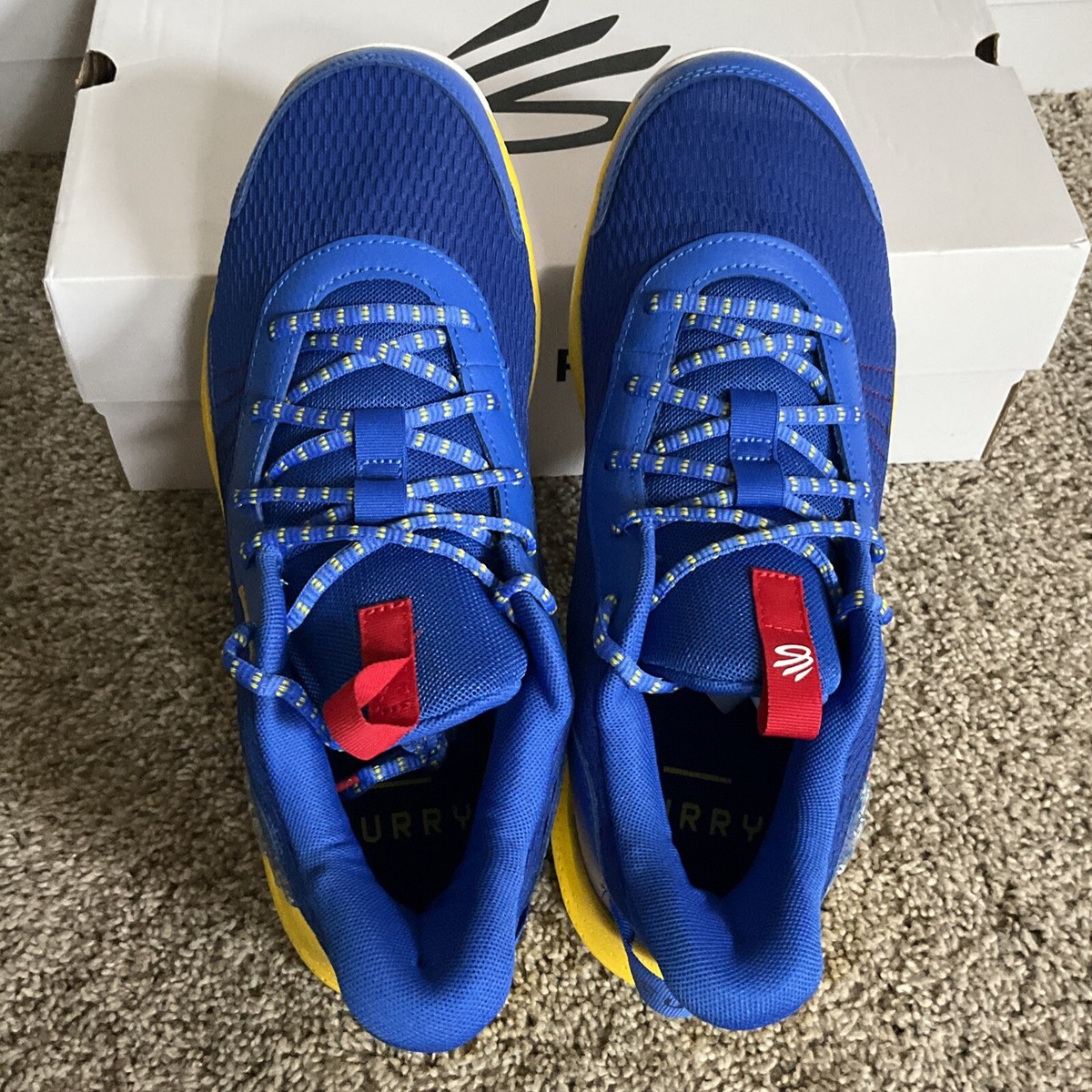 Mens Size 11 Under Armour Curry 3Z7 Basketball Shoes