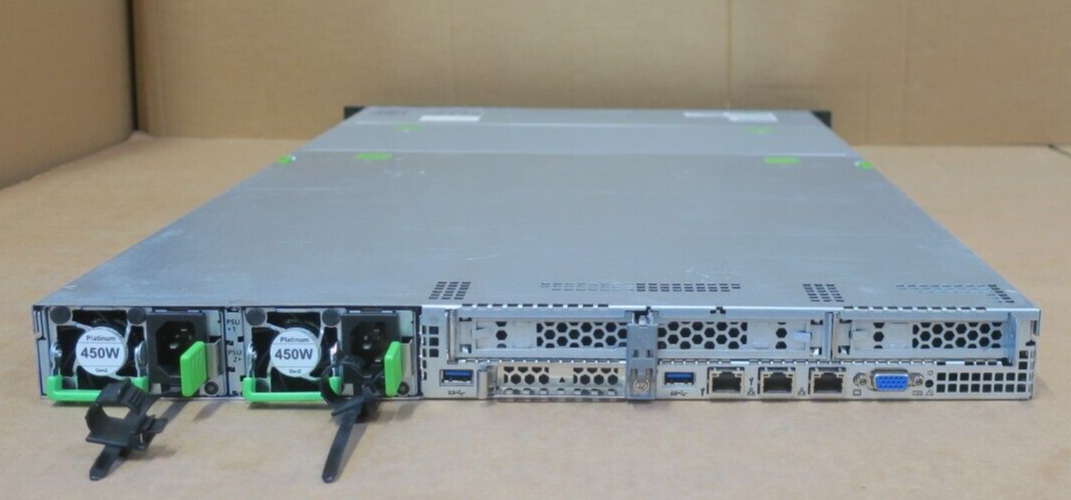 人気，大得価】 Fujitsu Primergy RX2530 M4 3.5 LFF 4BAY 2x Gold