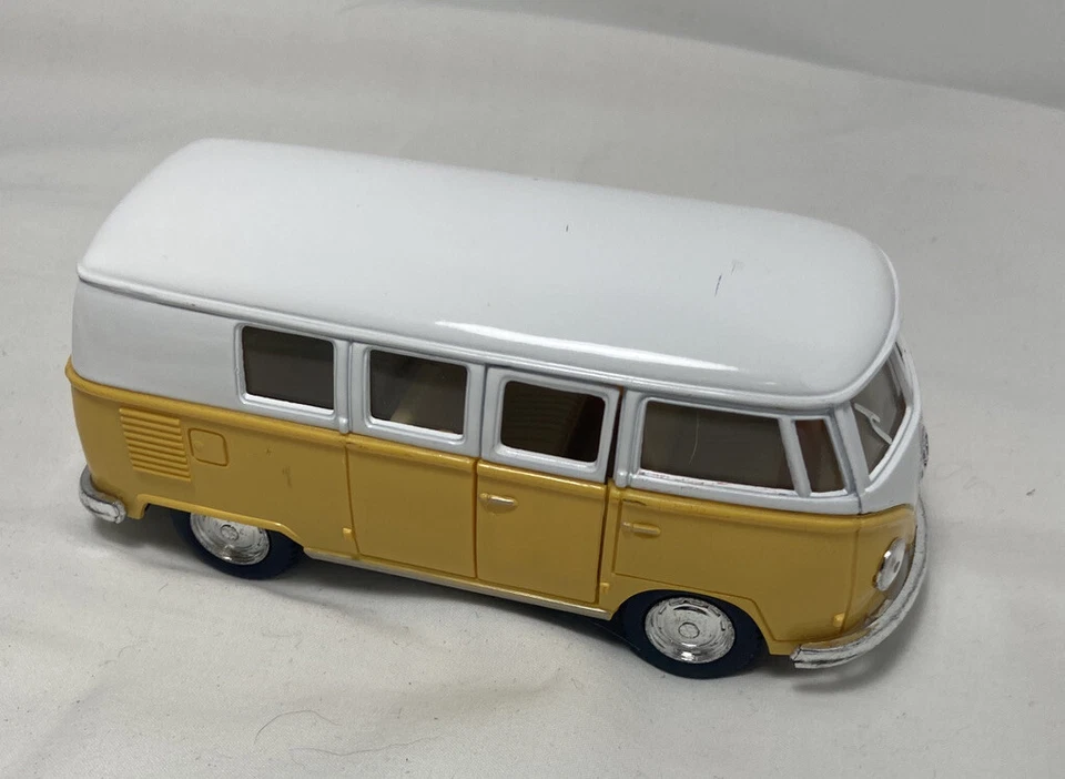 Die Cast Kinsmart James Paul Volkswagen Beetle Van Modelo Amarillo y Blanco Foto 2 de 4