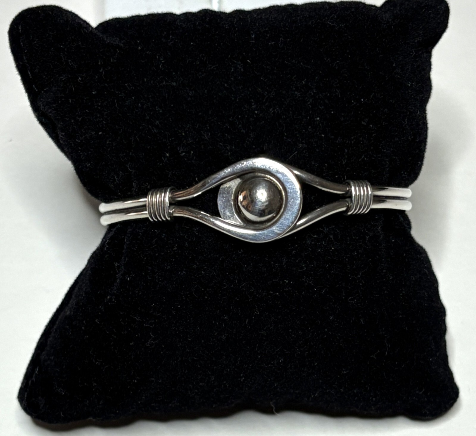 Vintage Solid Sterling Silver 925 Cuff Bracelet 6… - image 2