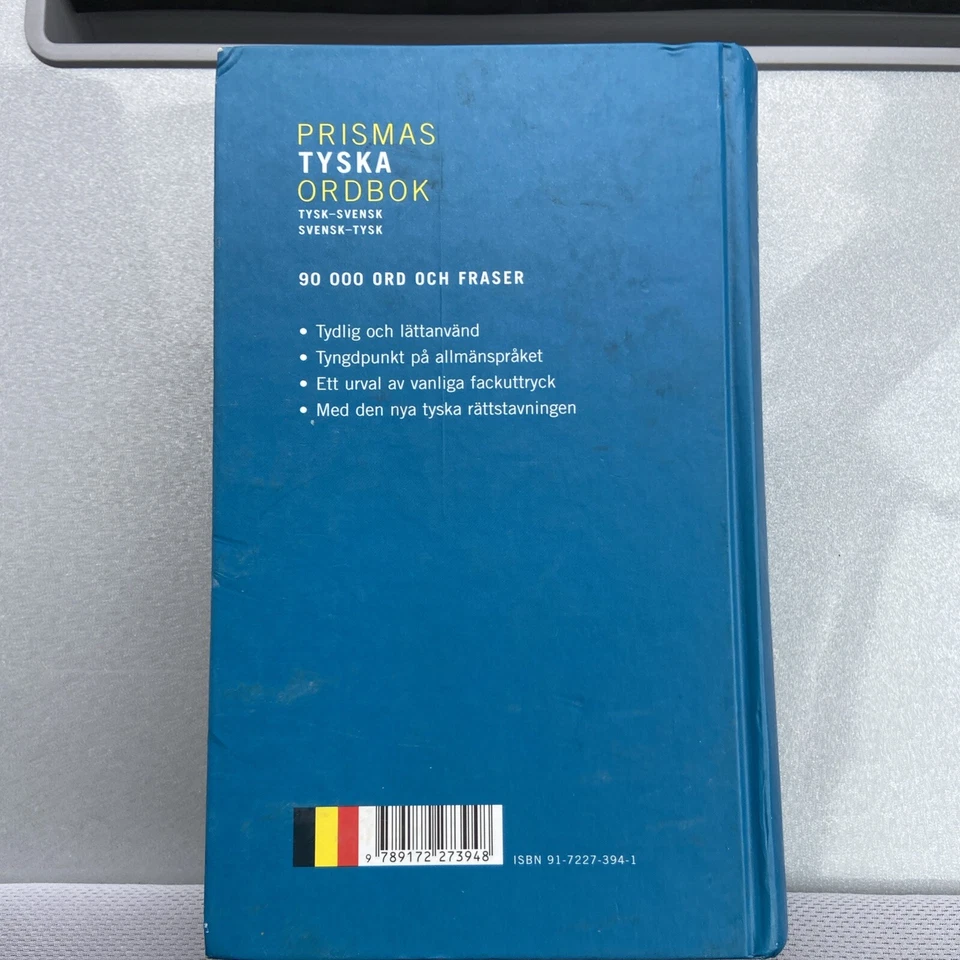 Prismas Tyska Ordbok : Tysk-Svensk & Svensk-Tysk 90,000 Ord Och Fraser 2004 HC - Image 2 of 4