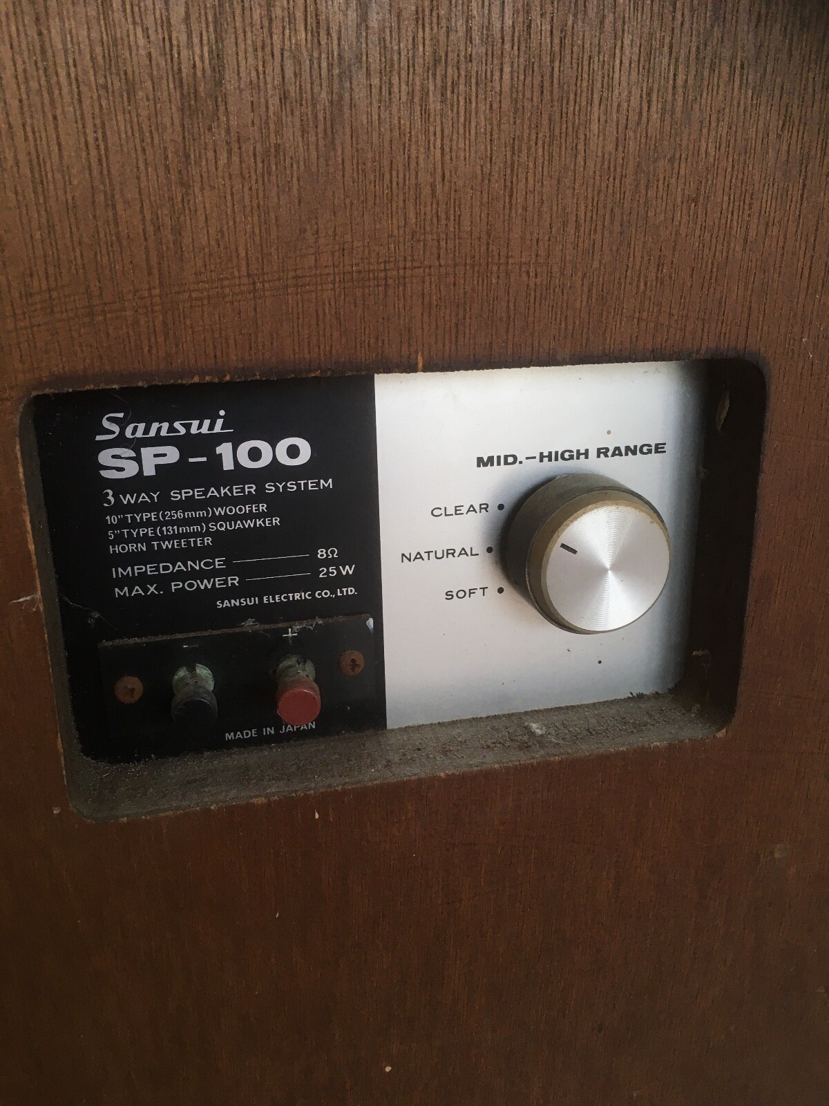 Vintage secondhand wooden Sansui audio speakers Not Working used as