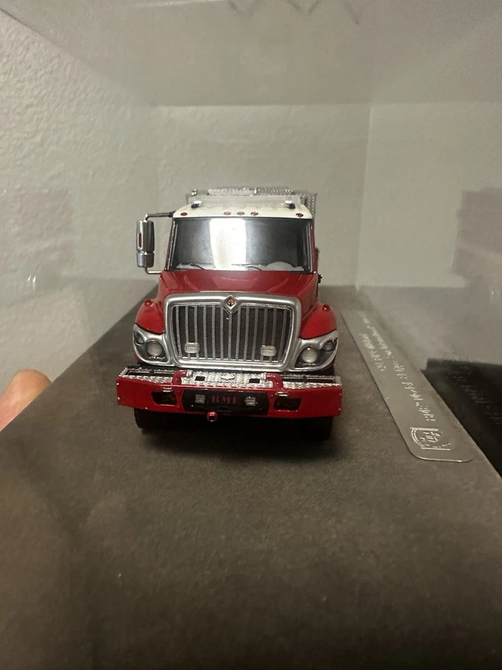 Fire 复制品 1/50 CAL Fire Wildland BME 型号 34 型 3 Int 7400 4X4 钢轮辋 — 第 4/4 张图片